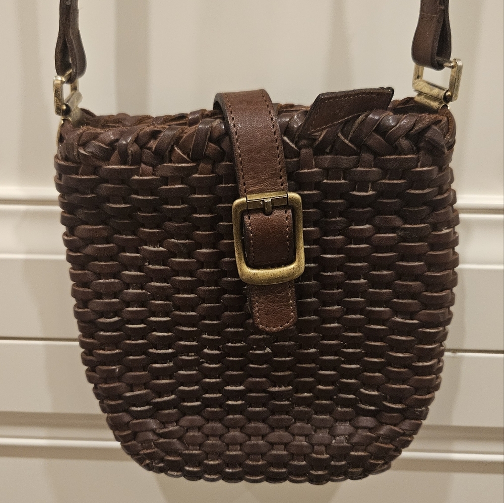 Adorable small brown leather bag